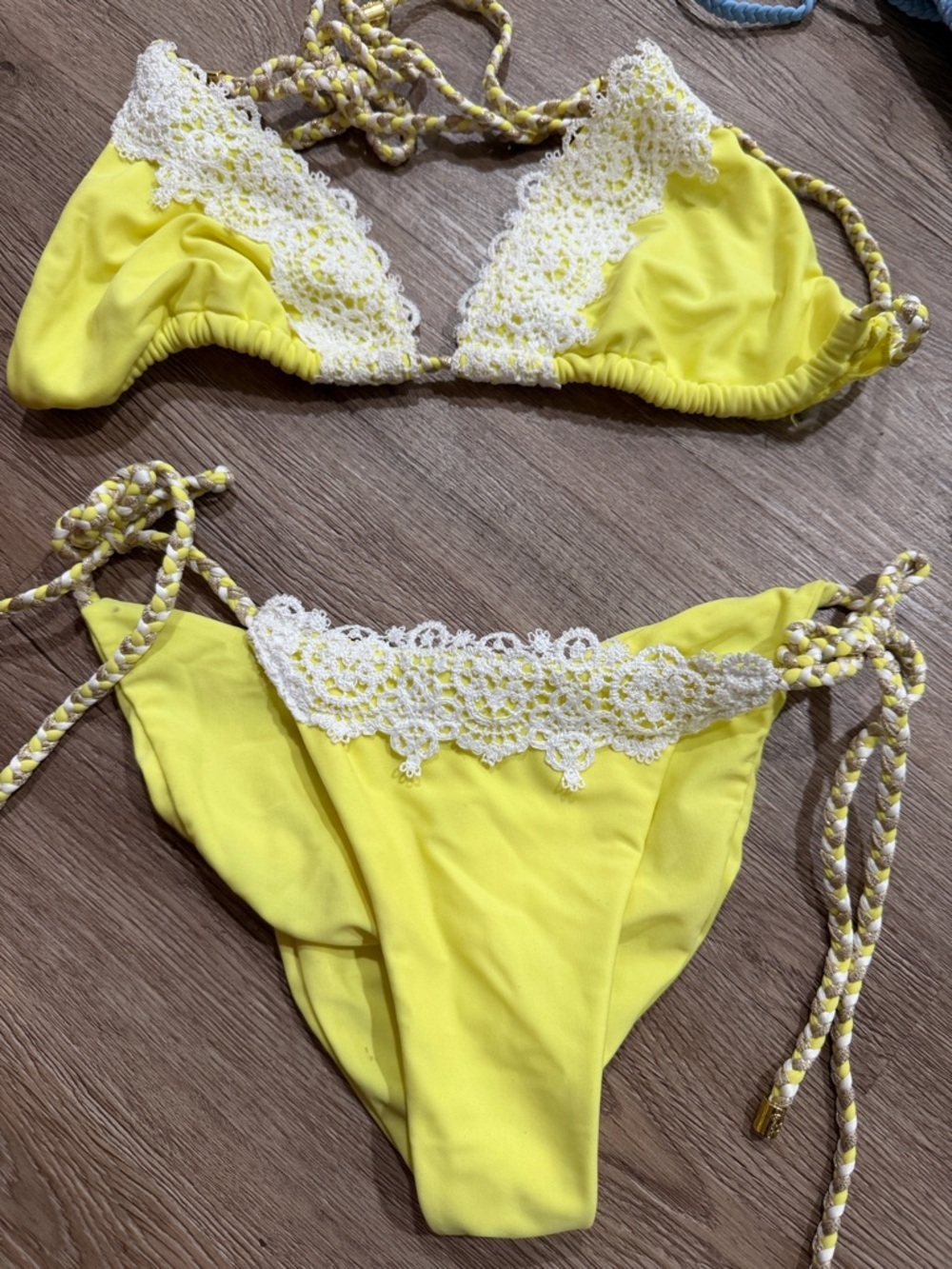 Beach Bunny Yellow Crochet-Trim Triangle Bikini